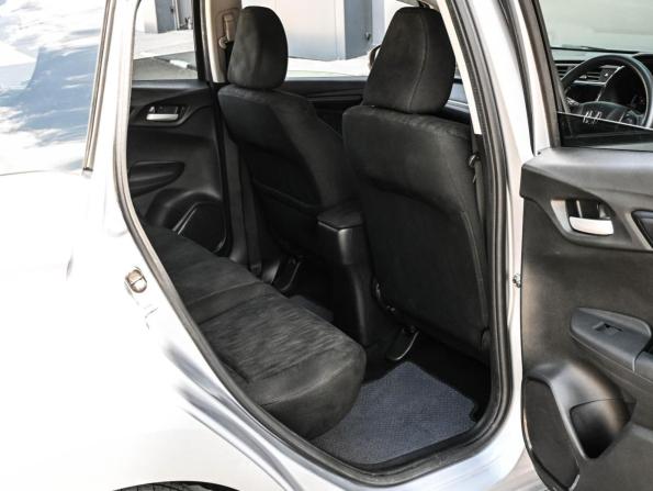 Honda Shuttle II Рестайлинг с пробегом 2020 года, цена 1 299 000 рублей, 155260 км, универсал, Автокод Объявления