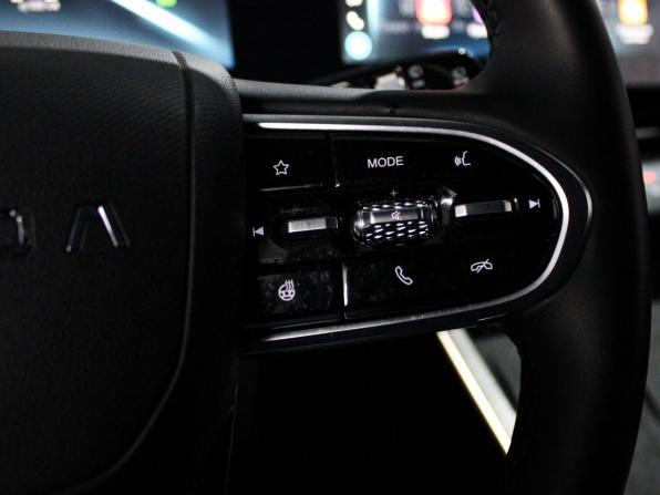 Omoda C5 I Рестайлинг с пробегом 2024 года, цена 1 699 000 рублей, 45500 км, внедорожник, Автокод Объявления