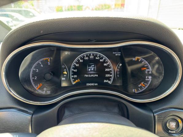 Jeep Grand Cherokee IV (WK2) Рестайлинг с пробегом 2014 года, цена 2 000 000 рублей, 234245 км, внедорожник, Автокод Объявления