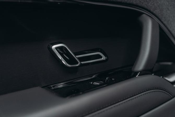 Новый Land Rover Range Rover Sport III 2025 года, цена 22 300 000 рублей, внедорожник, Автокод Объявления