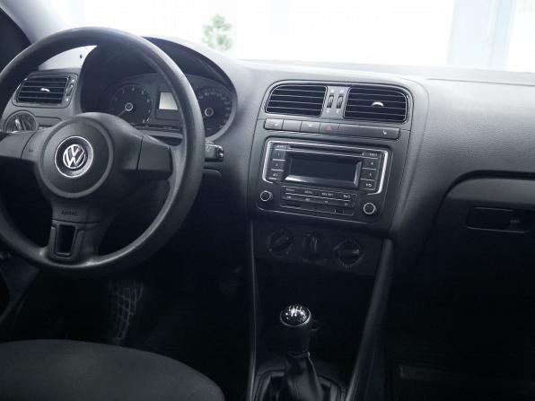 Volkswagen Polo V с пробегом 2014 года, цена 728 000 рублей, 130314 км, седан, Автокод Объявления