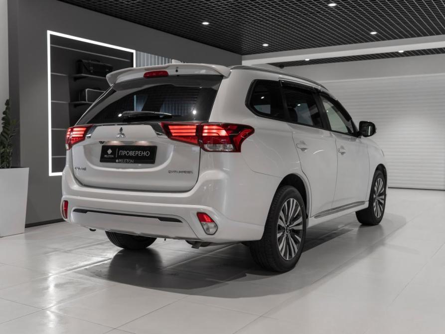Mitsubishi Outlander III Рестайлинг 3 Москва  - изображение 5