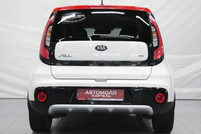 Kia Soul II Рестайлинг с пробегом 2017 года, цена 1 549 000 рублей, 120630 км, хэтчбек, Автокод Объявления
