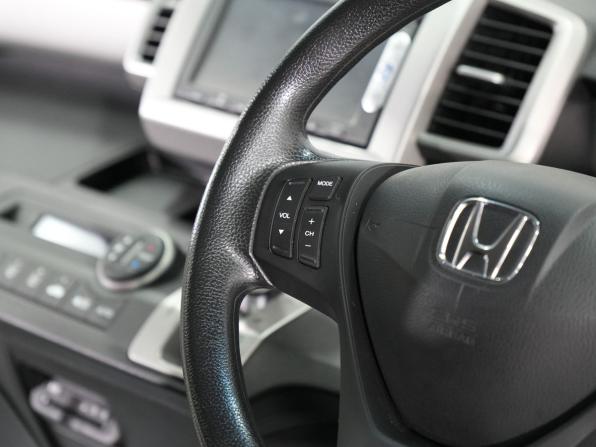 Honda Freed I Рестайлинг 2 с пробегом 2014 года, цена 1 300 000 рублей, 122615 км, компактвэн, Автокод Объявления