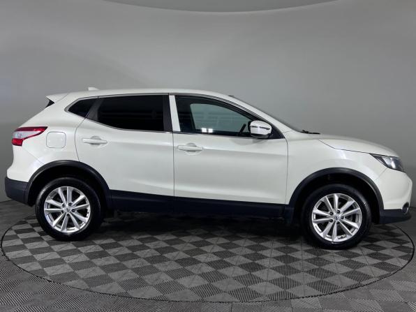 Nissan Qashqai II с пробегом 2018 года, цена 1 590 000 рублей, 136008 км, внедорожник, Автокод Объявления