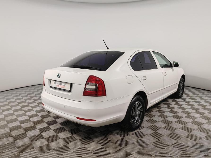 Skoda Octavia II (A5) Рестайлинг Москва  - изображение 5