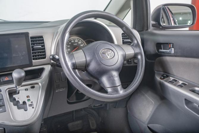 Toyota Wish I Рестайлинг с пробегом 2008 года, цена 1 129 000 рублей, 239000 км, компактвэн, Автокод Объявления