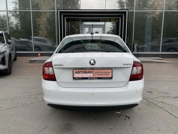 Skoda Rapid I Рестайлинг с пробегом 2019 года, цена 1 366 000 рублей, 91421 км, лифтбек, Автокод Объявления