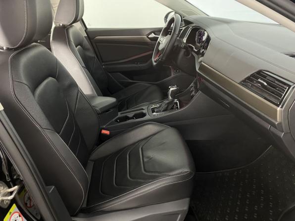 Volkswagen Jetta VII с пробегом 2021 года, цена 2 440 000 рублей, 92139 км, седан, Автокод Объявления