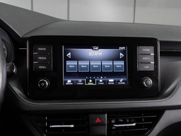 Skoda Rapid II с пробегом 2021 года, цена 1 524 000 рублей, 78675 км, лифтбек, Автокод Объявления
