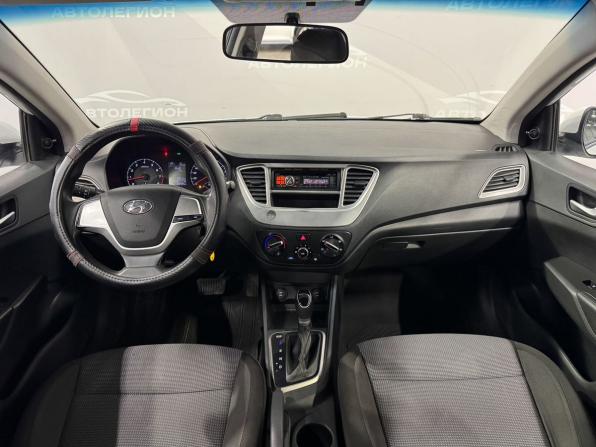 Hyundai Solaris II Рестайлинг с пробегом 2020 года, цена 830 000 рублей, 332494 км, седан, Автокод Объявления