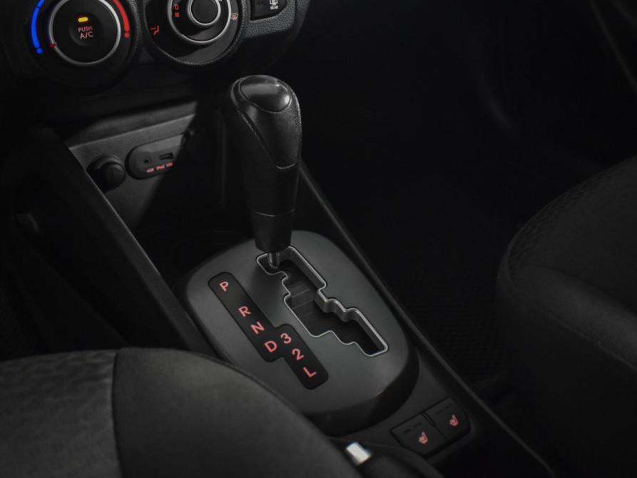 Kia Rio III Санкт-Петербург  - изображение 18