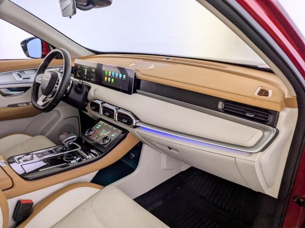 JETOUR X70+ I Рестайлинг с пробегом 2023 года, цена 2 159 000 рублей, 40962 км, внедорожник, Автокод Объявления