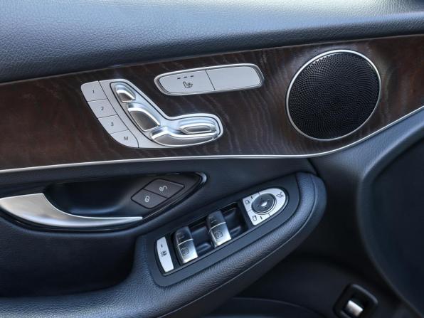 Mercedes-Benz GLC I (X253) Рестайлинг с пробегом 2019 года, цена 4 349 000 рублей, 67938 км, внедорожник, Автокод Объявления