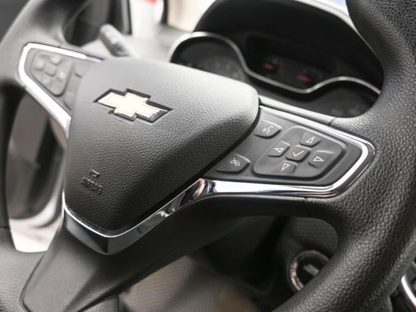 Chevrolet Cruze II с пробегом 2017 года, цена 1 290 000 рублей, 119820 км, хэтчбек, Автокод Объявления