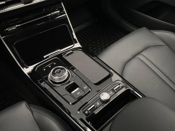 Новый Kia K5 III 2025 года, цена 4 372 300 рублей, седан, Автокод Объявления