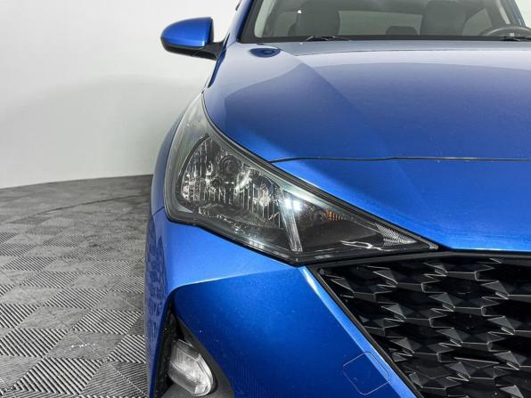 Hyundai Solaris II с пробегом 2020 года, цена 1 364 100 рублей, 73889 км, седан, Автокод Объявления
