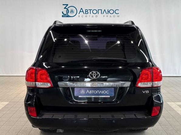 Toyota Land Cruiser 200 Series с пробегом 2010 года, цена 3 100 000 рублей, 270000 км, внедорожник, Автокод Объявления