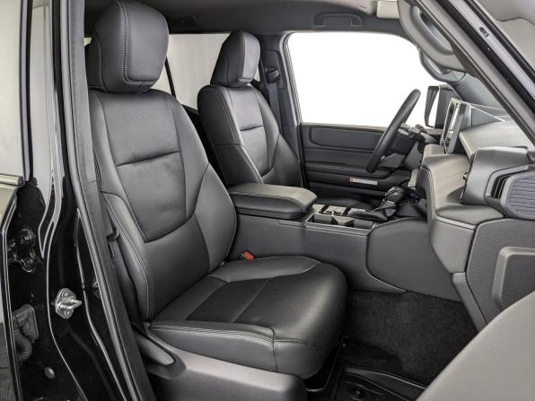 Toyota Land Cruiser Prado 250 Series с пробегом 2024 года, цена 9 530 000 рублей, 27770 км, внедорожник, Автокод Объявления