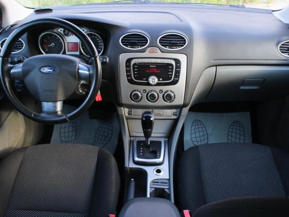 Ford Focus II Рестайлинг с пробегом 2009 года, цена 640 000 рублей, 142000 км, хэтчбек, Автокод Объявления