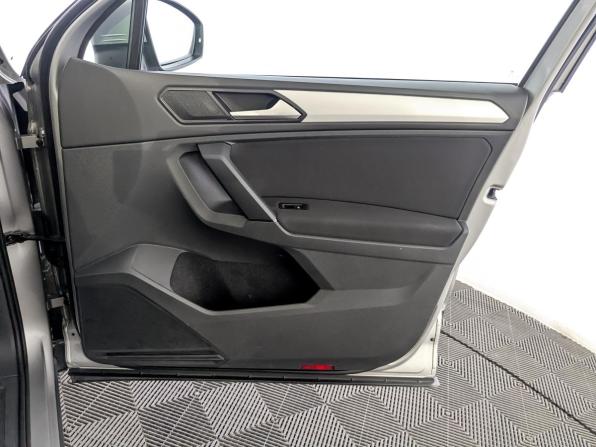Volkswagen Tiguan II с пробегом 2020 года, цена 2 850 000 рублей, 66373 км, внедорожник, Автокод Объявления