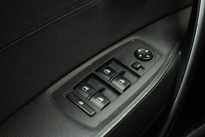 BMW X3 I (E83) Рестайлинг с пробегом 2010 года, цена 1 069 000 рублей, 211716 км, внедорожник, Автокод Объявления
