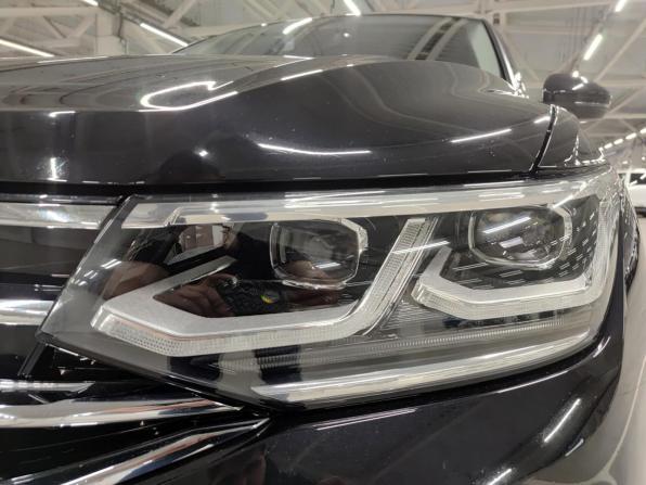 Volkswagen Tiguan II Рестайлинг с пробегом 2021 года, цена 3 763 000 рублей, 69643 км, внедорожник, Автокод Объявления