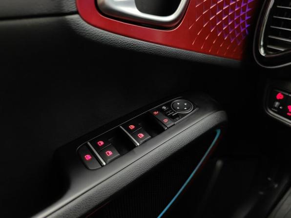 Kia Soul III с пробегом 2021 года, цена 2 421 000 рублей, 42401 км, хэтчбек, Автокод Объявления