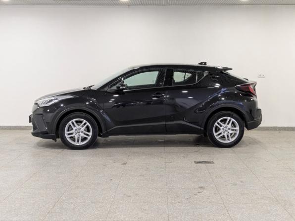 Toyota C-HR I Рестайлинг с пробегом 2021 года, цена 2 300 000 рублей, 157486 км, внедорожник, Автокод Объявления