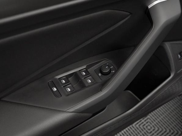 Volkswagen Jetta VII с пробегом 2020 года, цена 2 430 000 рублей, 41440 км, седан, Автокод Объявления