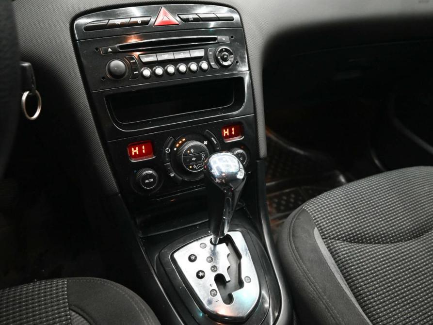 Peugeot 408 I Екатеринбург  - изображение 15