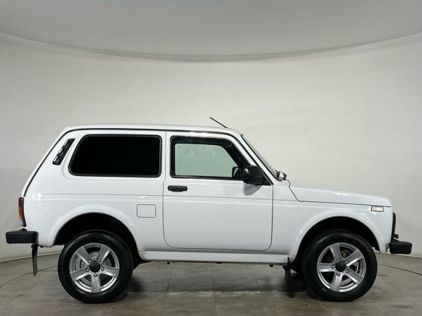 Lada (ВАЗ) Niva Legend I с пробегом 2024 года, цена 925 000 рублей, 9744 км, внедорожник, Автокод Объявления