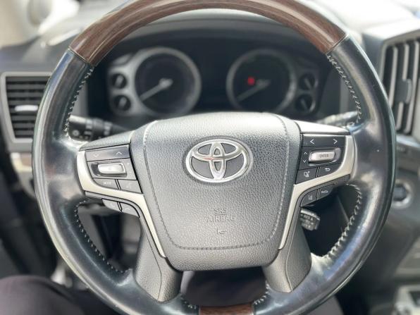Toyota Land Cruiser 200 Series Рестайлинг 2 с пробегом 2017 года, цена 5 099 000 рублей, 224505 км, внедорожник, Автокод Объявления