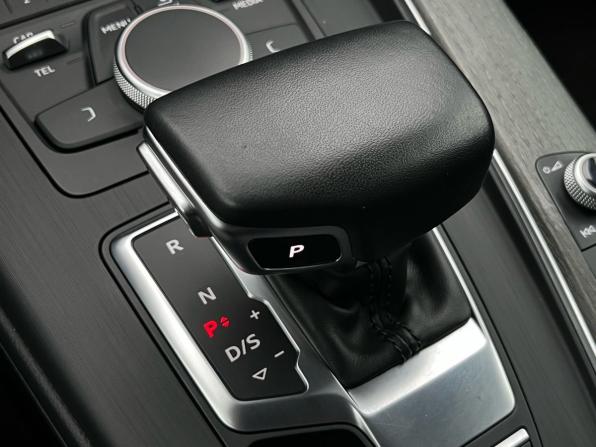 Audi A4 V (B9) с пробегом 2019 года, цена 2 170 000 рублей, 132300 км, седан, Автокод Объявления