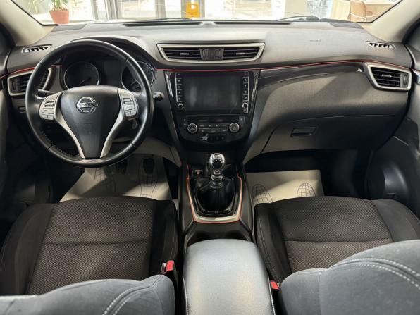 Nissan Qashqai II с пробегом 2017 года, цена 1 350 000 рублей, 144241 км, внедорожник, Автокод Объявления
