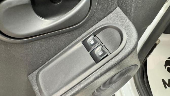 Renault Duster I Рестайлинг с пробегом 2015 года, цена 1 270 000 рублей, 68000 км, внедорожник, Автокод Объявления