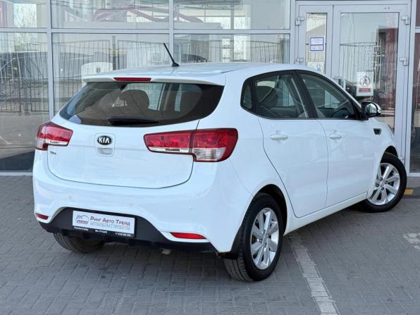 Kia Rio III Рестайлинг с пробегом 2016 года, цена 1 249 000 рублей, 71000 км, хэтчбек, Автокод Объявления