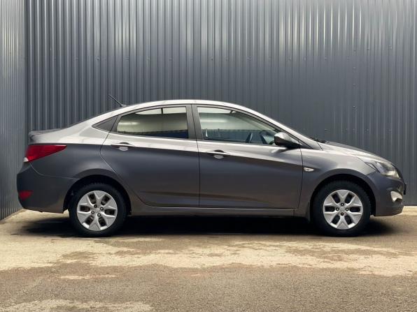 Hyundai Solaris I Рестайлинг с пробегом 2016 года, цена 697 000 рублей, 122000 км, седан, Автокод Объявления