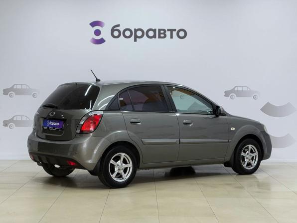 Kia Rio II Рестайлинг с пробегом 2010 года, цена 589 000 рублей, 195651 км, хэтчбек, Автокод Объявления