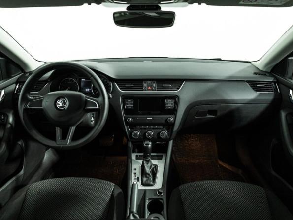 Skoda Octavia III (A7) с пробегом 2017 года, цена 1 527 000 рублей, 98220 км, лифтбек, Автокод Объявления