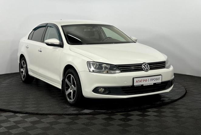 Volkswagen Jetta V с пробегом 2011 года, цена 650 000 рублей, 240000 км, седан, Автокод Объявления