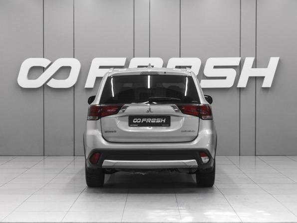 Mitsubishi Outlander III Рестайлинг 2 с пробегом 2018 года, цена 2 199 000 рублей, 89600 км, внедорожник, Автокод Объявления