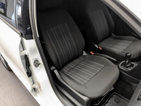 Volkswagen Polo V Рестайлинг с пробегом 2018 года, цена 1 100 000 рублей, 73682 км, седан, Автокод Объявления