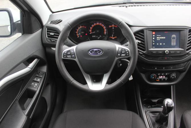 Lada (ВАЗ) Vesta I с пробегом 2022 года, цена 1 297 000 рублей, 50098 км, универсал, Автокод Объявления