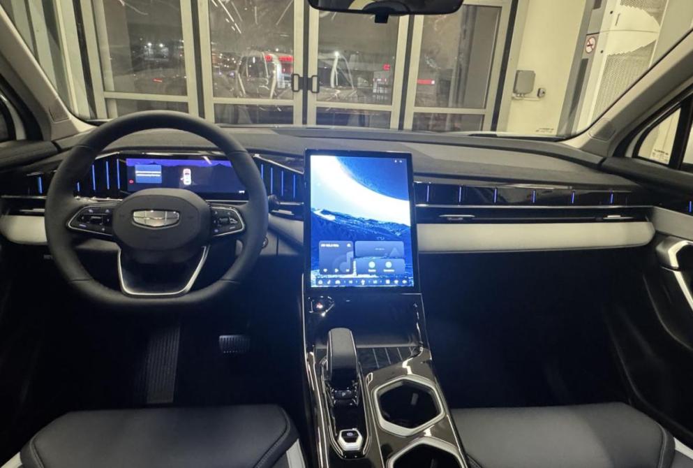 Geely Atlas II Волгоград  - изображение 8