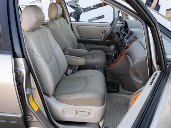 Lexus RX I с пробегом 2000 года, цена 798 000 рублей, 185294 км, внедорожник, Автокод Объявления
