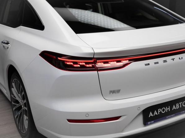 Новый Bestune B70 I Рестайлинг 2024 года, цена 2 903 000 рублей, лифтбек, Автокод Объявления