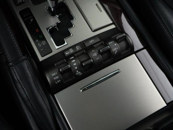 Lexus LX III Рестайлинг с пробегом 2014 года, цена 4 399 999 рублей, 190190 км, внедорожник, Автокод Объявления