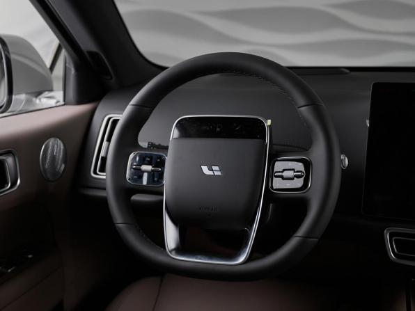 Новый Li Auto (Lixiang) L6 2025 года, цена 8 190 000 рублей, внедорожник, Автокод Объявления