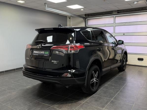 Toyota RAV4 IV (XA40) Рестайлинг с пробегом 2018 года, цена 2 430 000 рублей, 140407 км, внедорожник, Автокод Объявления